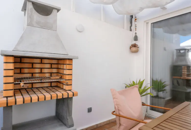 Outdoor Brick Grill