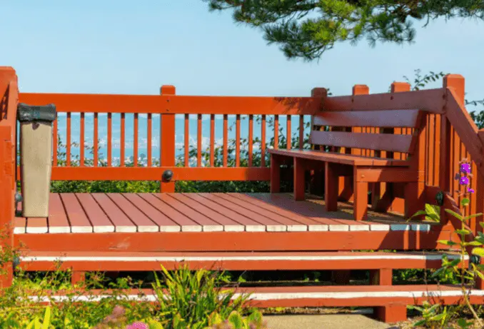 Vibrant redwood decking idea