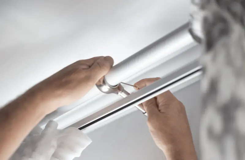 curtain rod quality material avoid plastic