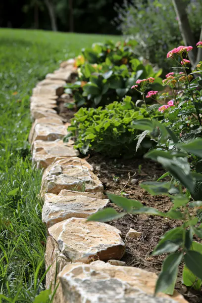 natural stone edging style garden
